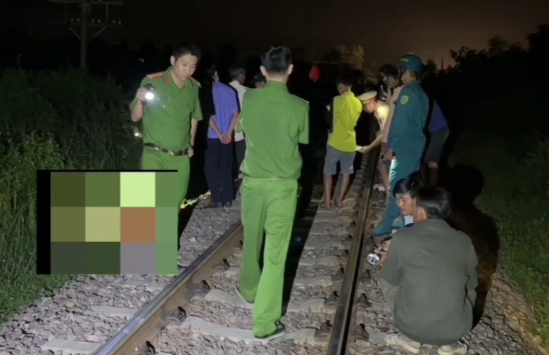 Lực lượng chức năng khám nghiệm hiện trường Lực lượng chức năng khám nghiệm hiện trường