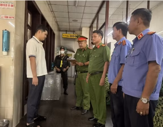 Cơ quan điều tra thực hiện lệnh bắt bị can Lê Dương