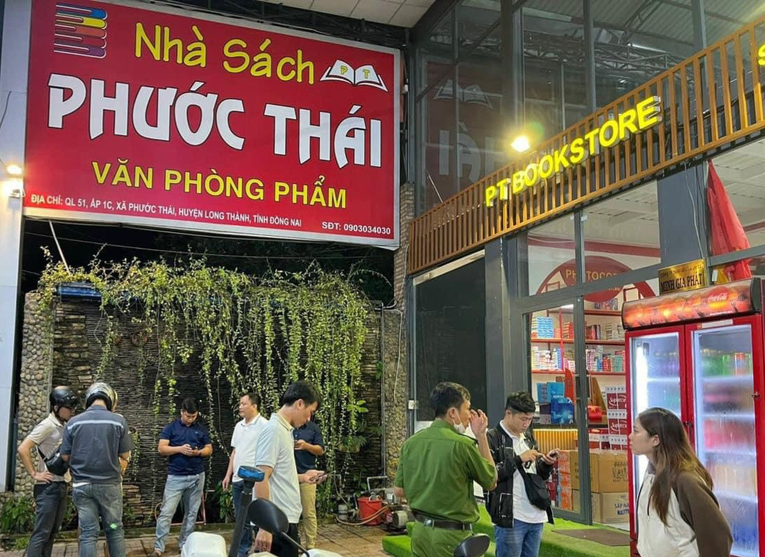 Nhà sách Phước Thái nơi xảy ra vụ cướp Nhà sách Phước Thái nơi xảy ra vụ cướp