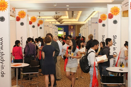 Triển lãm giáo dục đại học Pháp-Đức lần 3 năm 2011