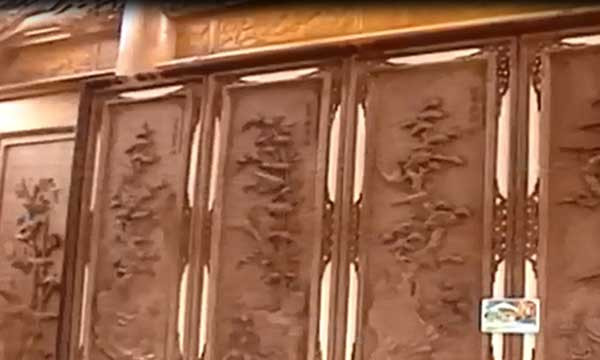 Đại gia tranh mua nhà gỗ 'kẻ truyền' hiếm có ảnh 1