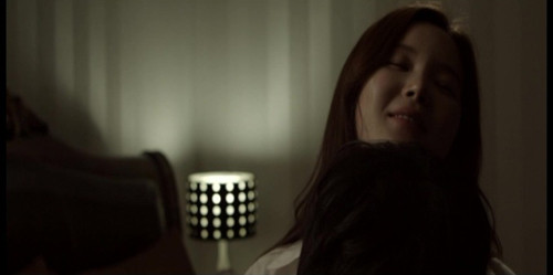 Kiều nữ “mặc như không” để PR phim ảnh 10