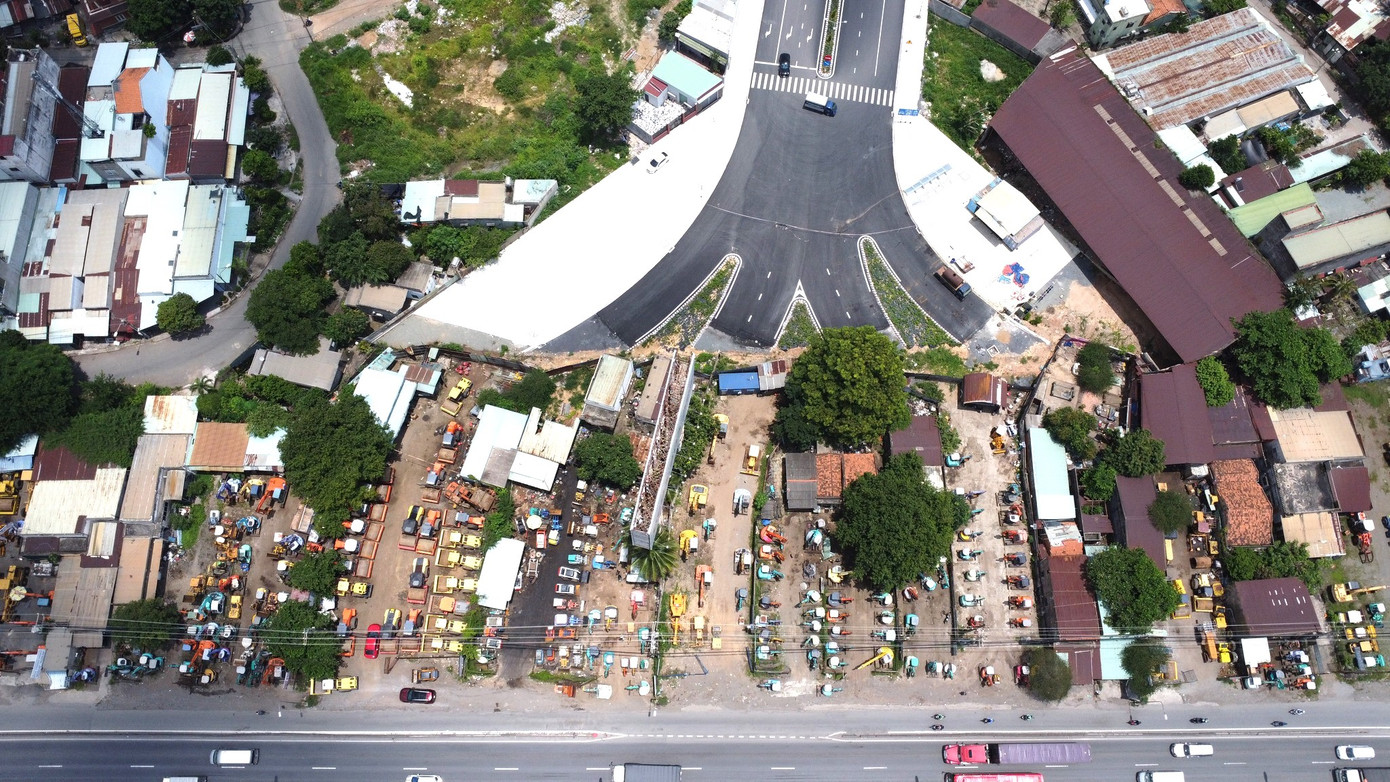 Đoạn cuối kết nối với Xa lộ Hà Nội có tổng vốn đầu tư khoảng 100 tỷ đồng. Dự kiến TP Dĩ An sẽ thực hiện hoàn thành vào tháng 12 và thông suốt toàn tuyến trục chính Đông-Tây, kết nối từ quốc lộ 1A đến Xa lộ Hà Nội. Đoạn cuối kết nối với Xa lộ Hà Nội có tổng vốn đầu tư khoảng 100 tỷ đồng. Dự kiến TP Dĩ An sẽ thực hiện hoàn thành vào tháng 12 và thông suốt toàn tuyến trục chính Đông-Tây, kết nối từ quốc lộ 1A đến Xa lộ Hà Nội.