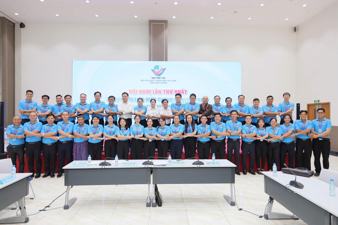 Các anh, chị Ủy viên Ủy ban Hội khóa mới đã tiến hành họp Hội nghị lần thứ nhất Ủy ban Hội LHTN Việt Nam tỉnh Bình Dương lần thứ VIII, nhiệm kỳ 2024 – 2029.