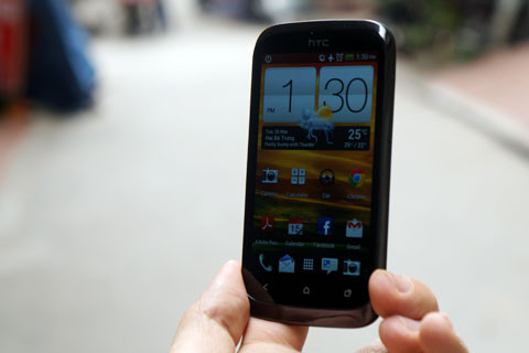 Khó quan sát màn hình khi nhìn từ góc nghiêng