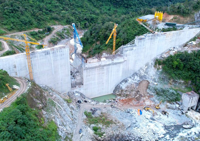 Dự án thuỷ điện Đăk Mi 1 thi công trở lại sau tai nạn khiến 5 người tử vong ảnh 1