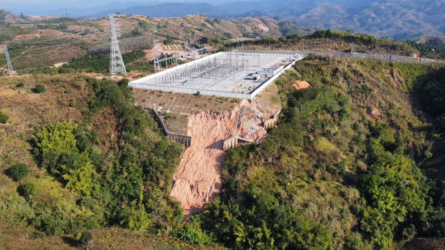 Trạm cắt 220kV Bờ Y xảy ra tình trạng sạt trượt taluy âm, nứt toác tường Trạm cắt 220kV Bờ Y xảy ra tình trạng sạt trượt taluy âm, nứt toác tường