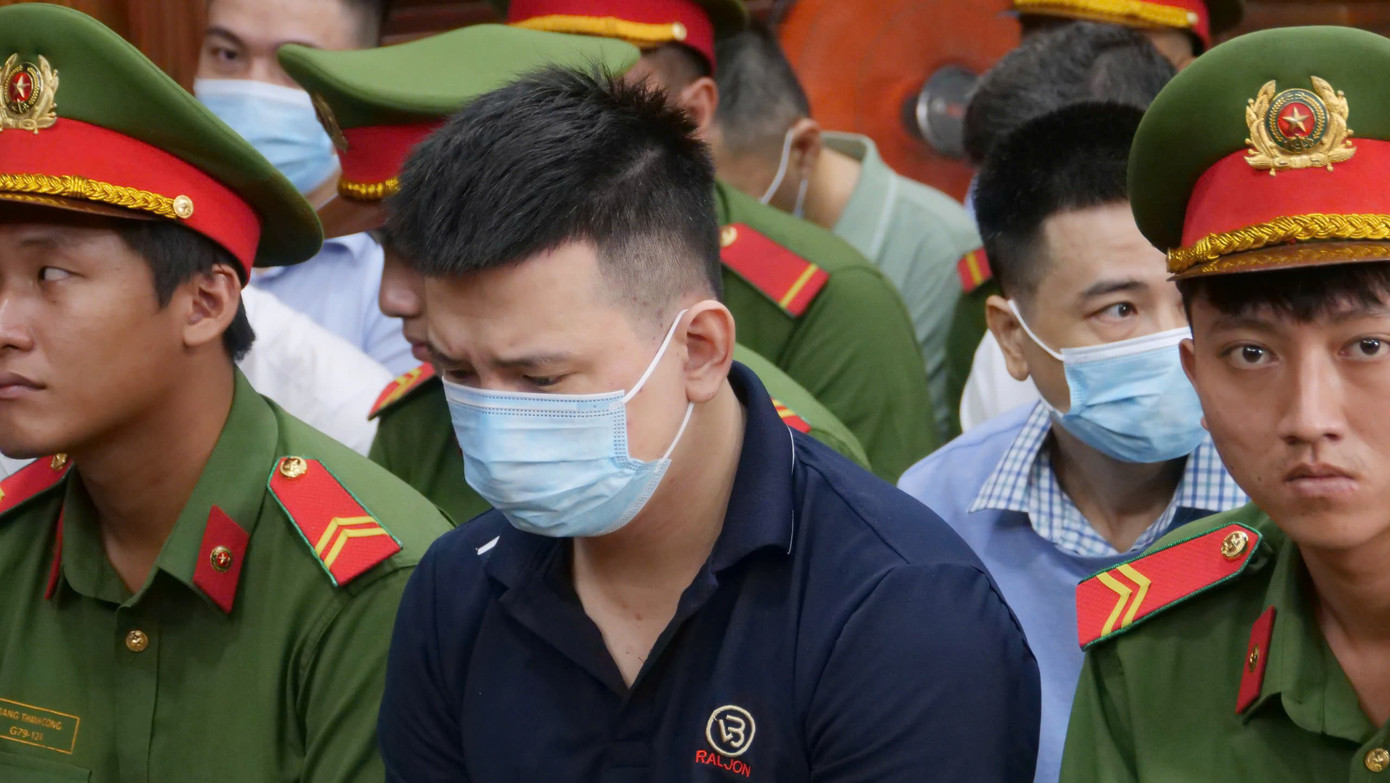 Các bị cáo tại phiên tòa.