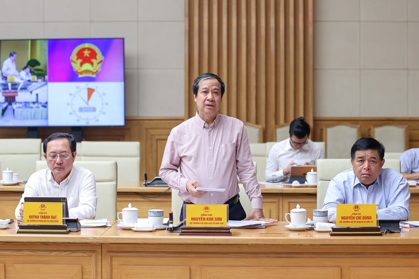 Lãnh đạo các bộ phát biểu tại cuộc làm việc (Ảnh: VGP/Nhật Bắc)