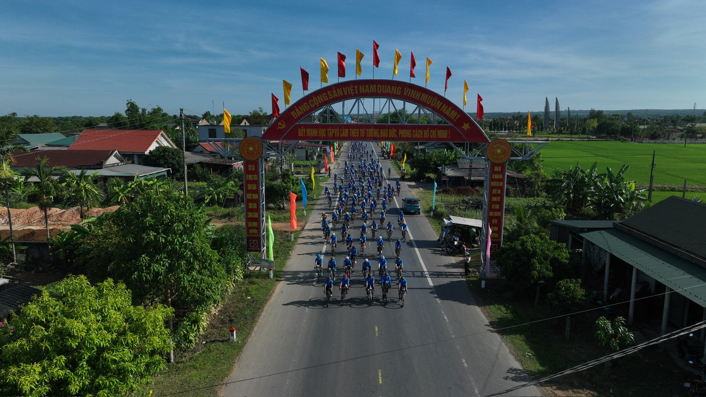 Khai cuộc Ngày hội đạp xe vì Hòa bình, sáng 29/6.