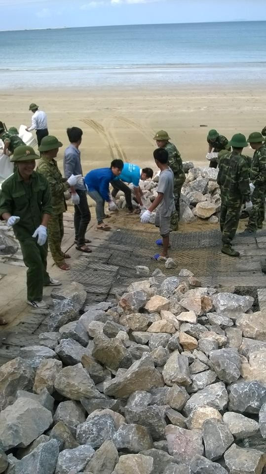 Cô Tô dùng lưới bọc nhà chờ bão Thần Sấm ảnh 4