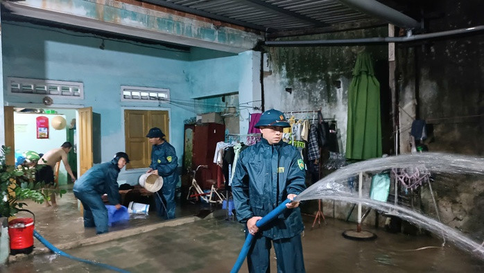 Bộ Chỉ huy quân sự TP Đà Nẵng cử lực lượng xung kích giúp dân