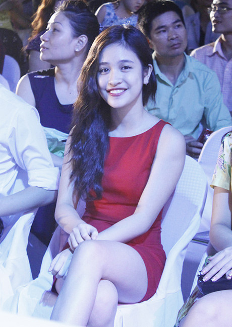 Miss Teen Hồng Anh cũng góp mặt.
