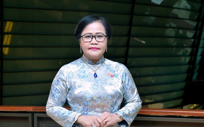 Đại biểu Quốc hội Nguyễn Thị Sửu (Phó Trưởng đoàn tỉnh Thừa Thiên Huế) Đại biểu Quốc hội Nguyễn Thị Sửu (Phó Trưởng đoàn tỉnh Thừa Thiên Huế)