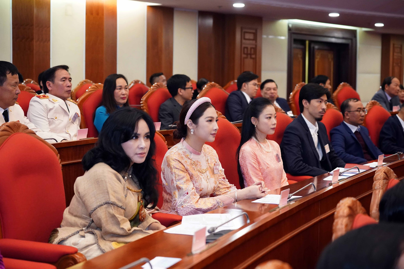 Các đại biểu tham dự cuộc gặp mặt. Ảnh: Ngọc Thắng Các đại biểu tham dự cuộc gặp mặt. Ảnh: Ngọc Thắng