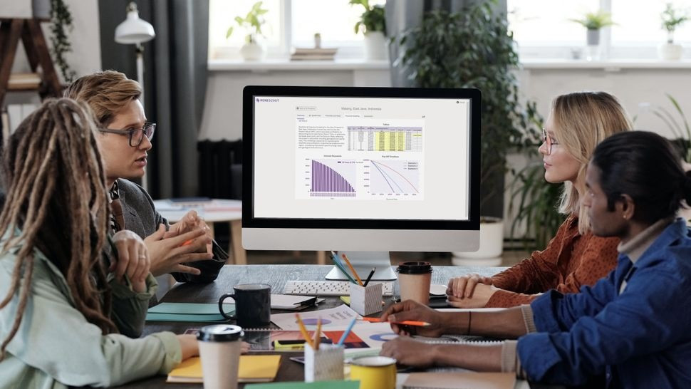 Hợp lý hóa việc đánh giá năng lượng tái tạo bằng AI, tiết kiệm thời gian và tiền bạc (Ảnh: Sarah Sausan & Arkanu Andaru) Hợp lý hóa việc đánh giá năng lượng tái tạo bằng AI, tiết kiệm thời gian và tiền bạc (Ảnh: Sarah Sausan & Arkanu Andaru)