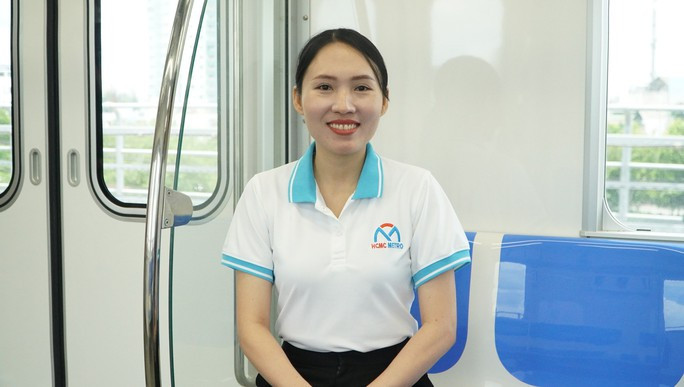 Chị Phạm Thị Thu Thảo hiện là nữ lái tàu metro duy nhất của TP HCM Chị Phạm Thị Thu Thảo hiện là nữ lái tàu metro duy nhất của TP HCM