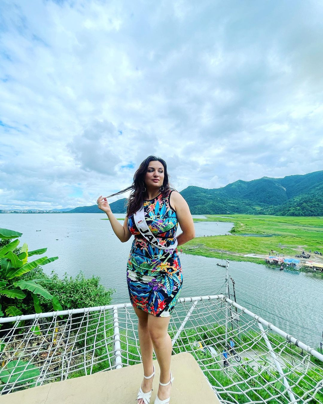 Tham gia cuộc thi Hoa hậu Hoàn vũ Nepal 2023, Jane Dipika muốn truyền tải thông điệp về việc yêu bản thân và ngoại hình không phải là rào cản đi tới thành công đối với phụ nữ.