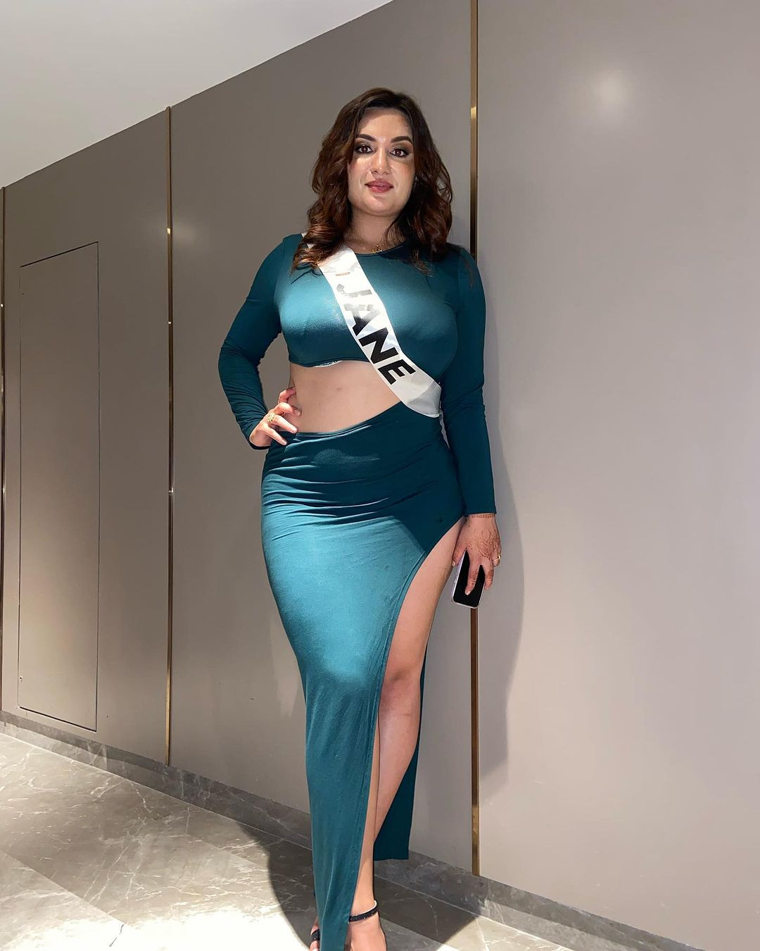 Mặc dù vậy, câu chuyện của Anchilee Scott-Kemmis hay Jane Dipika đã truyền cảm hứng cho nhiều phụ nữ về việc tin, yêu bản thân và tự tin thể hiện mình.