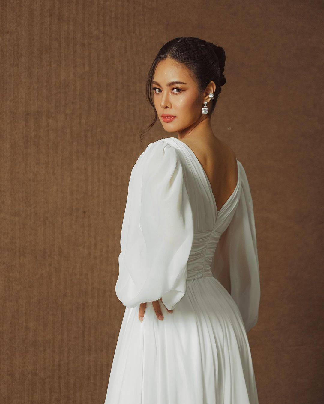 Năm ngoái đại diện Thái Lan tại Hoa hậu Quốc tế 2022 là người đẹp Tavee Ruechanok Meesang nhưng không giành thành tích nào.