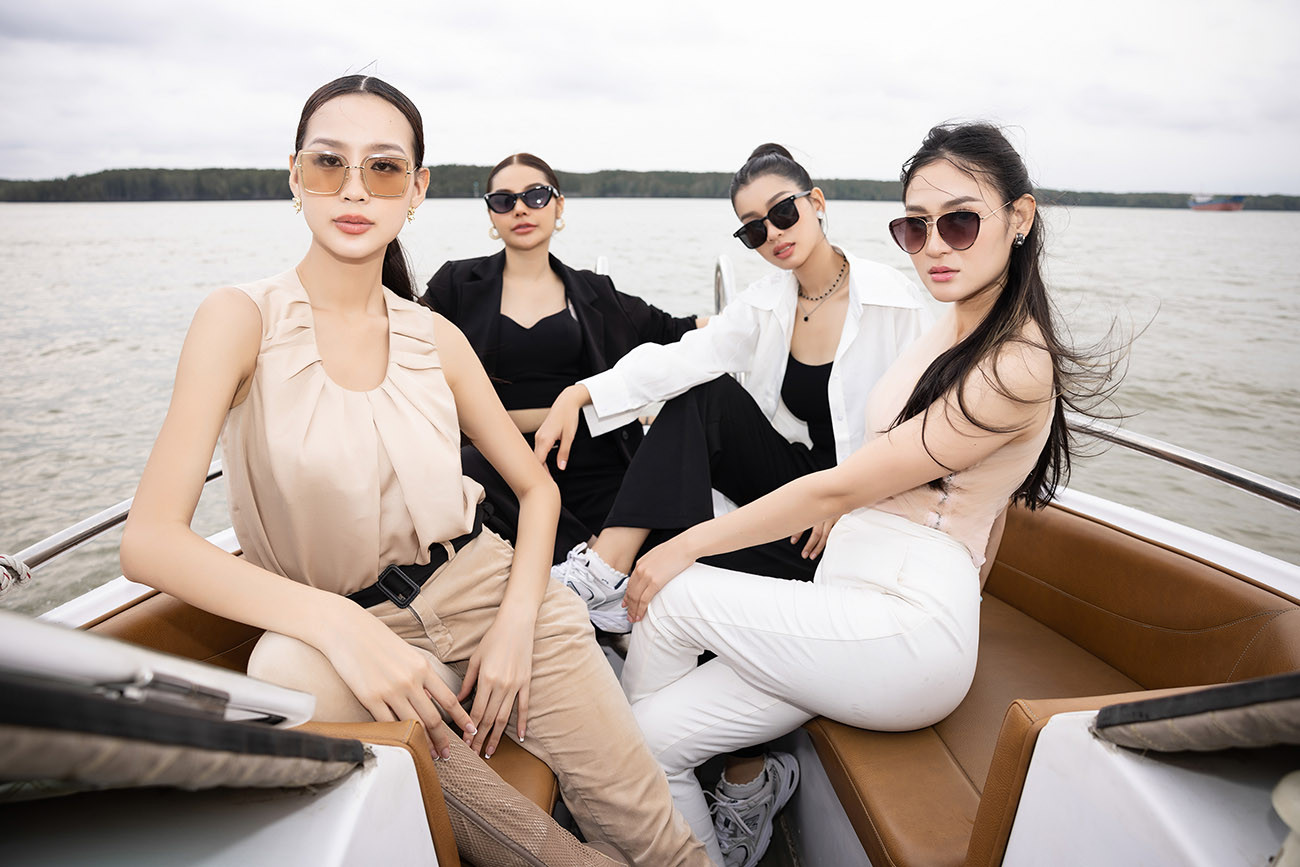 Hoa hậu Bảo Ngọc chia sẻ cô cảm thấy tự hào khi góp một phần nhỏ trong việc quảng bá hình ảnh đẹp về đất nước và con người Việt Nam đến với bạn bè quốc tế.