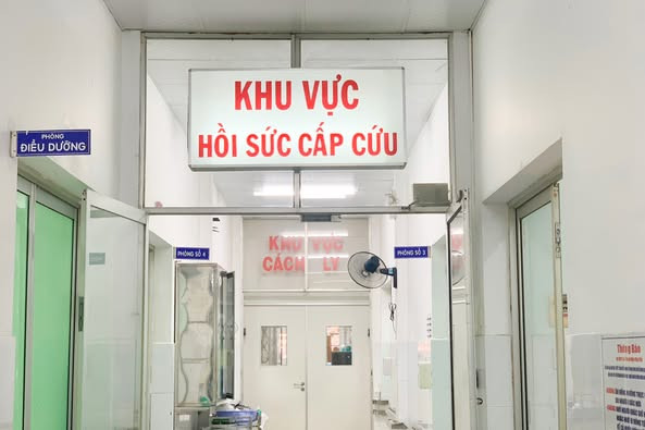 6 nạn nhân đã được chuyển đến cấp cứu, điều trị tại Bệnh viện Chợ Rẫy 6 nạn nhân đã được chuyển đến cấp cứu, điều trị tại Bệnh viện Chợ Rẫy