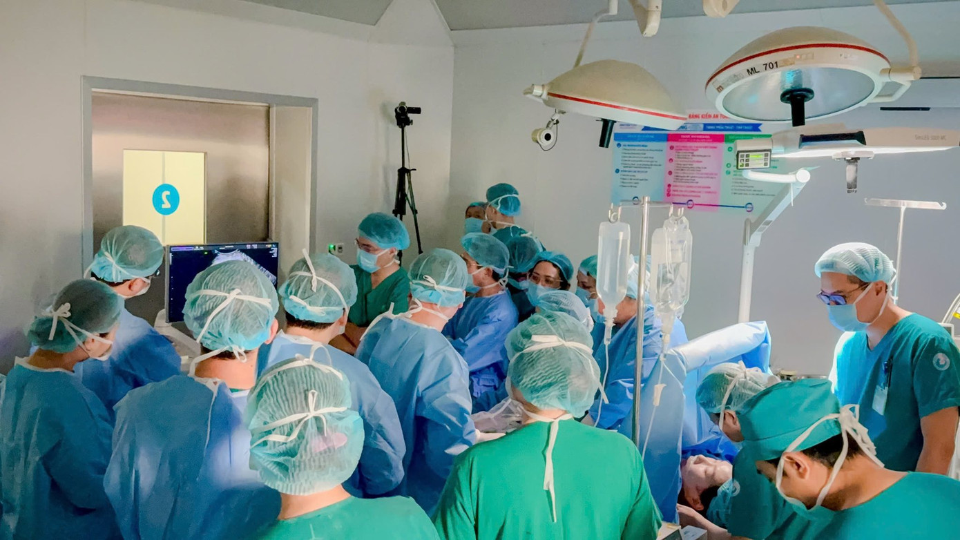 Sự thành công của ê kíp bác sĩ khi thực hiện thành công kỹ thuật thông tim cho thai nhi trong bệnh cảnh rất nặng đã khẳng định vị thế của y tế Việt Nam Sự thành công của ê kíp bác sĩ khi thực hiện thành công kỹ thuật thông tim cho thai nhi trong bệnh cảnh rất nặng đã khẳng định vị thế của y tế Việt Nam