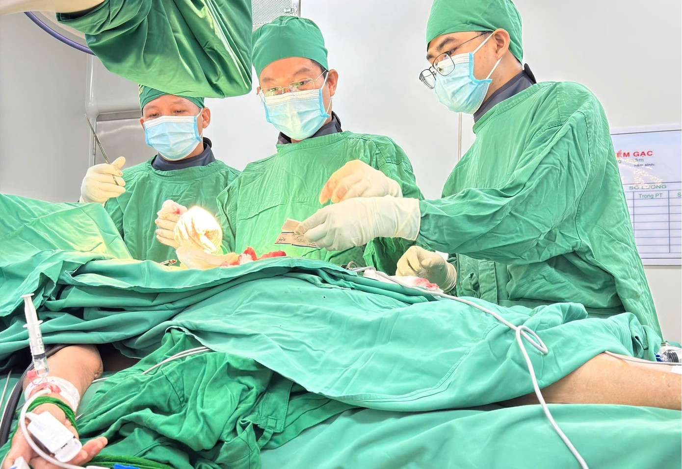 Mỗi năm, khoa Điều trị Rối loạn nhịp, Bệnh viện Chợ Rẫy tiếp nhận khoảng 2.500 bệnh nhân điều trị nội trú