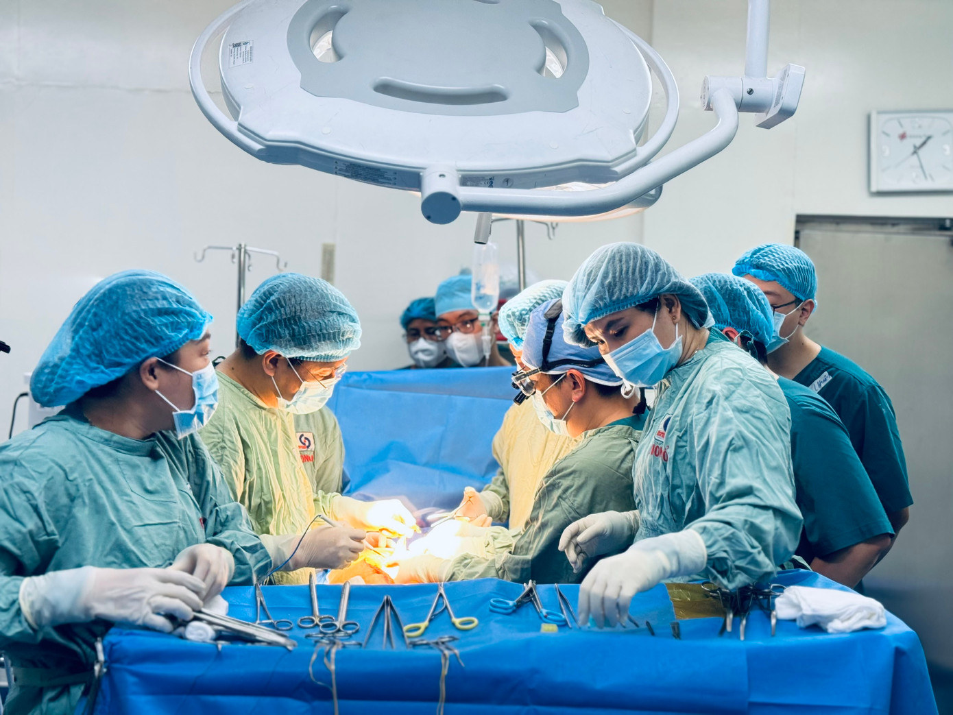 Các bộ phận tim, gan, thận của người quá cố đã được tiếp nhận thành công Các bộ phận tim, gan, thận của người quá cố đã được tiếp nhận thành công