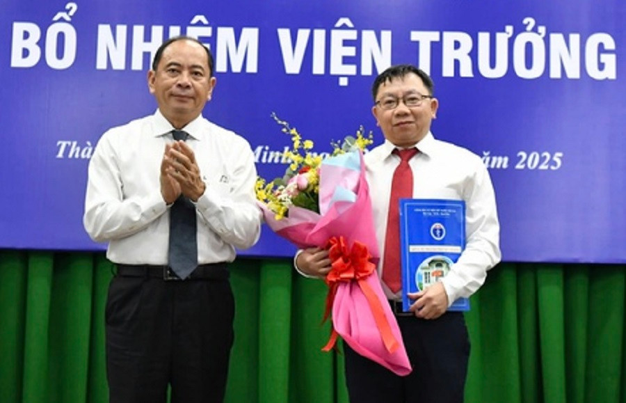 Ông Hồ Văn Hân được bổ nhiệm giữ chức Giám đốc Viện Y dược học Dân tộc TP.HCM (ảnh: C.H.T)