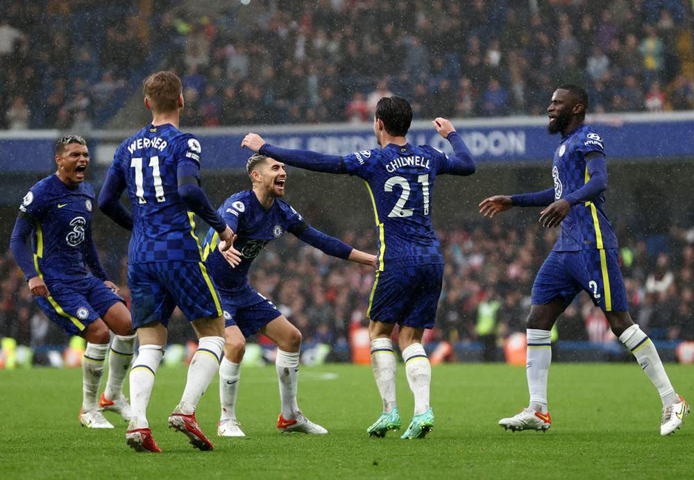 Chelsea đã vươn lên dẫn đầu Ngoại hạng Anh sau vòng 7