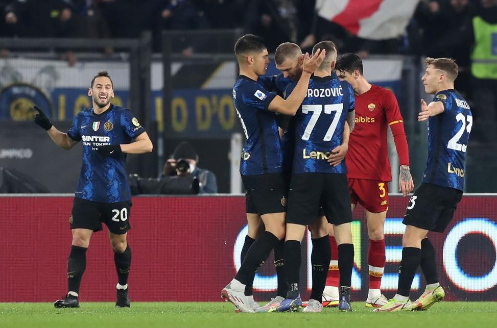 Dzeko ghi bàn trong ngày tái ngộ Roma ở Olimpico Dzeko ghi bàn trong ngày tái ngộ Roma ở Olimpico