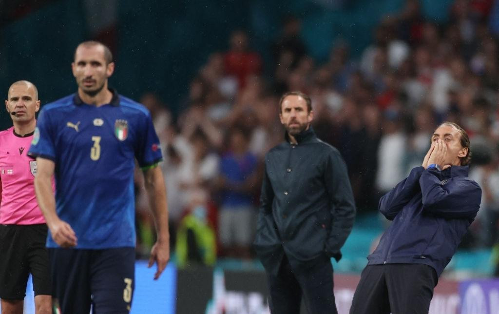 Người Anh chưa thể mang bóng đá về nhà ảnh 64