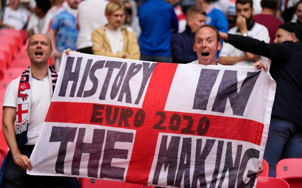 Người Anh chưa thể mang bóng đá về nhà ảnh 53