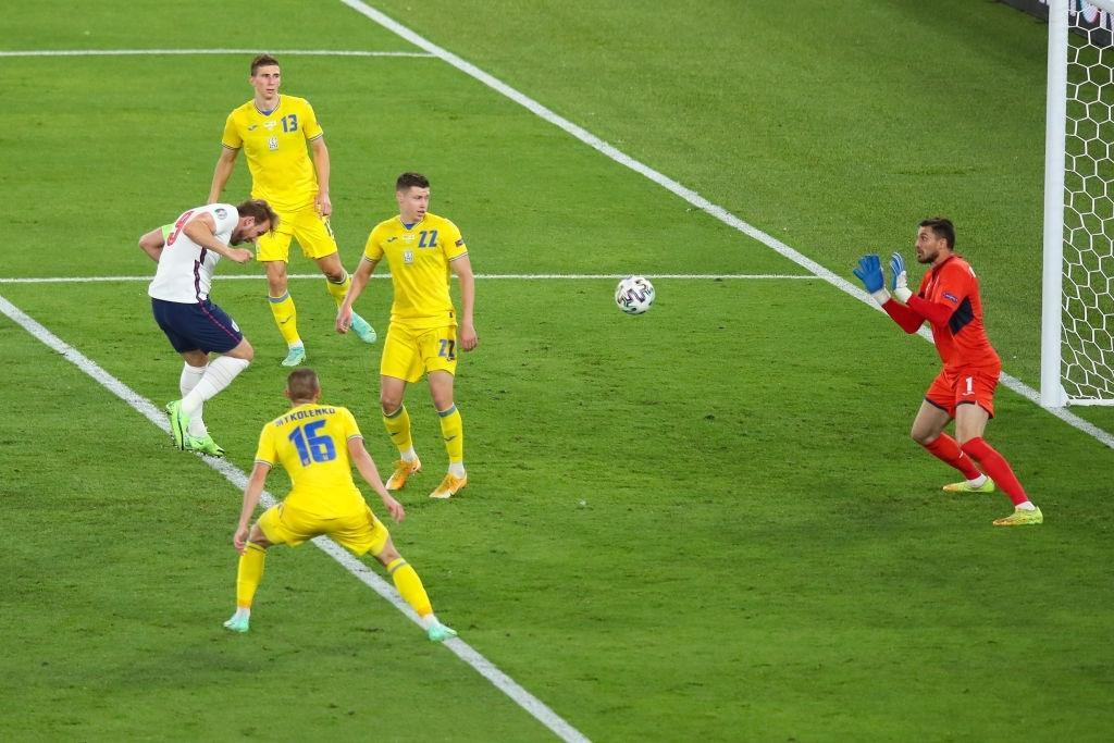 Ukraine vs Anh (0-4): Tam sư gầm vang, oai hùng vào bán kết ảnh 18