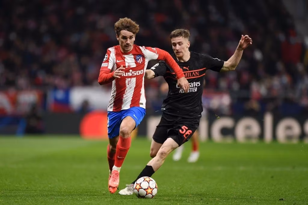 Atletico Madrid thi đấu bế tắc trước hàng thủ chắc chắn của AC Milan Atletico Madrid thi đấu bế tắc trước hàng thủ chắc chắn của AC Milan