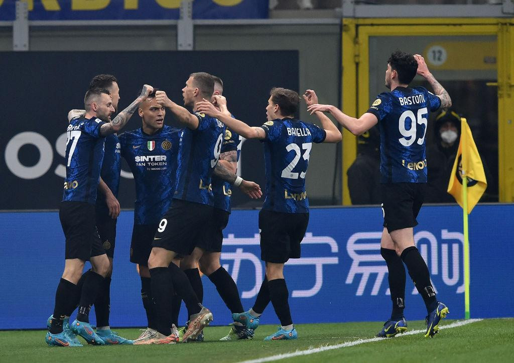 Inter Milan mở tỉ số ở cuối hiệp 1 nhờ công của Ivan Perisic