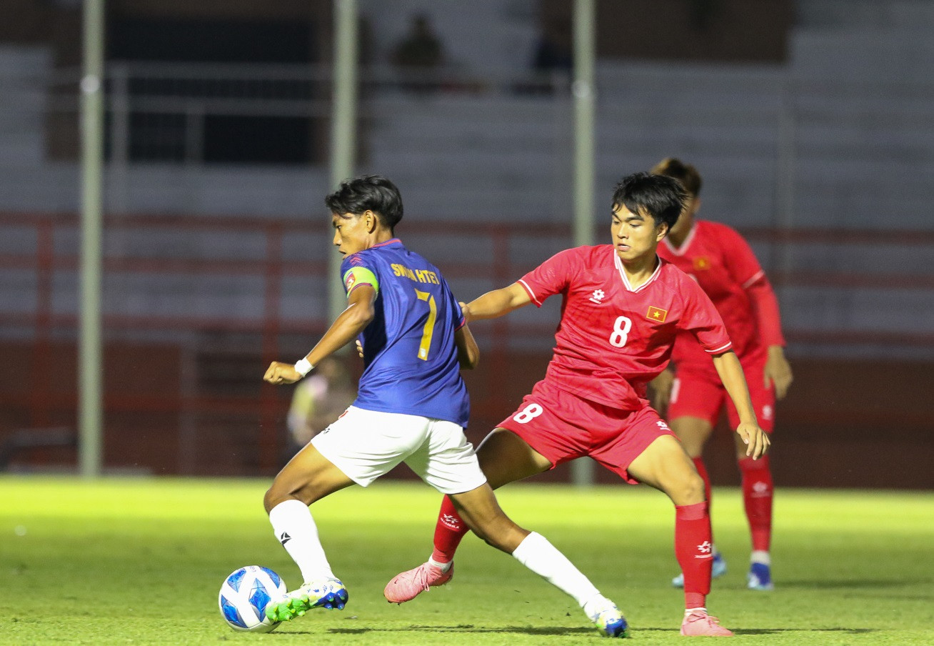 Công Phương và đồng đội gây thất vọng trước U19 Myanmar Công Phương và đồng đội gây thất vọng trước U19 Myanmar