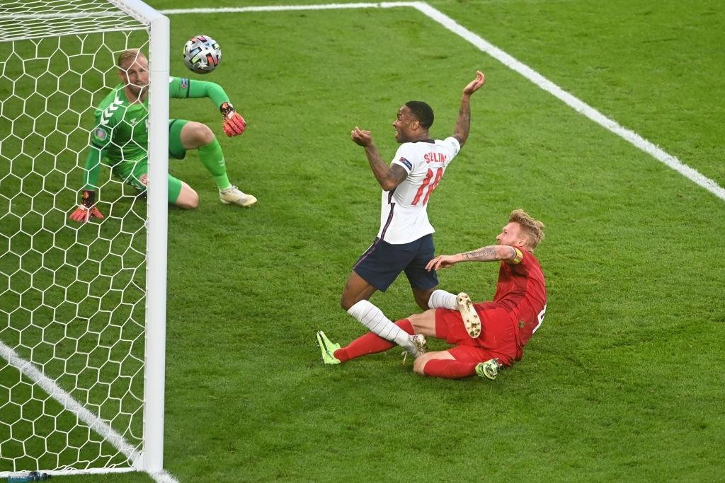 Chặn đứng 'lính chì' Đan Mạch, đội tuyển Anh lần đầu vào chung kết EURO ảnh 36 Chặn đứng 'lính chì' Đan Mạch, đội tuyển Anh lần đầu vào chung kết EURO ảnh 36