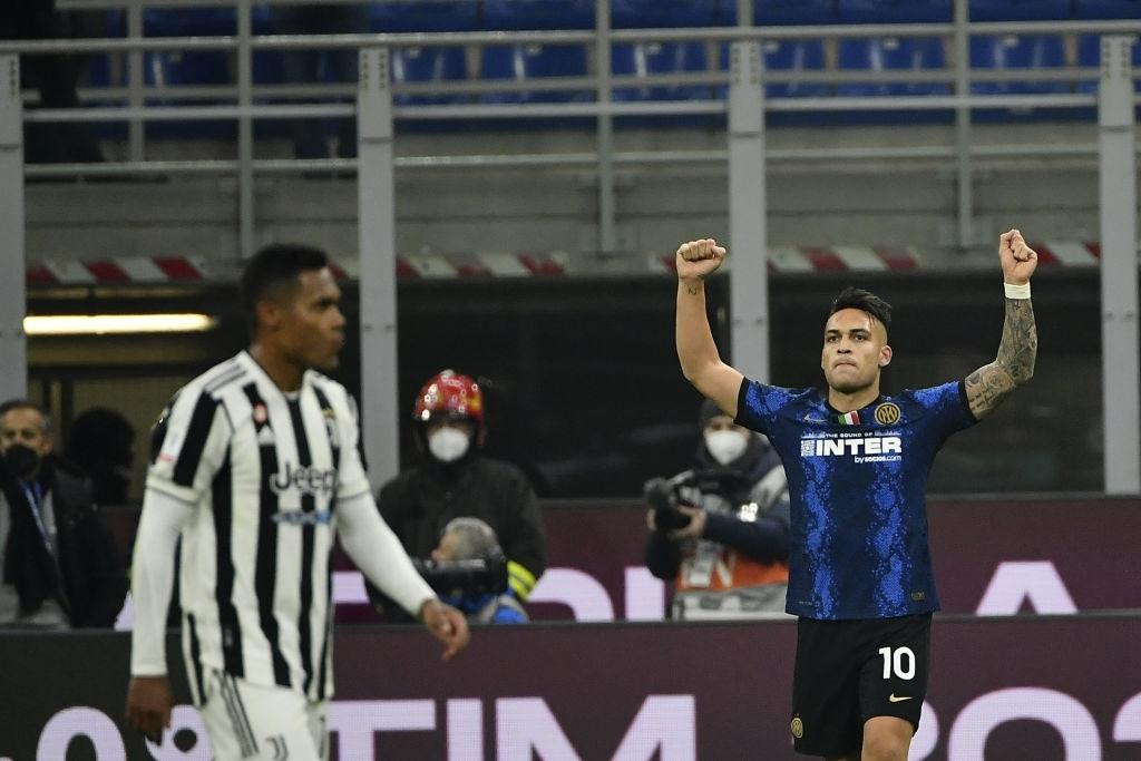 Martinez gỡ hòa 1-1 cho Inter Milan trên chấm phạt đền