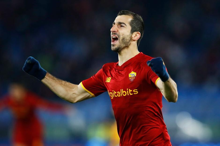 Roma ghi liên tiếp 2 bàn thắng ở đầu hiệp 2