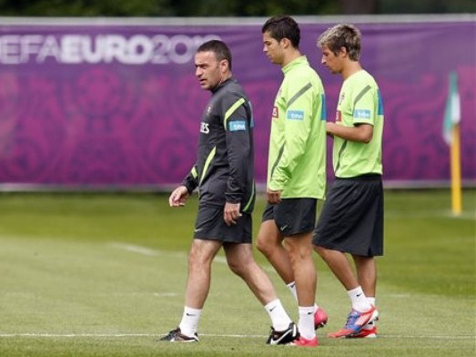 Ronaldo và HLV Bento của Bồ Đào Nha đang có những mâu thuẫn?