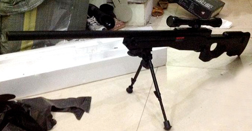 Súng bắn tỉa bằng đồ chơi giống như súng bắn tỉa của Mỹ