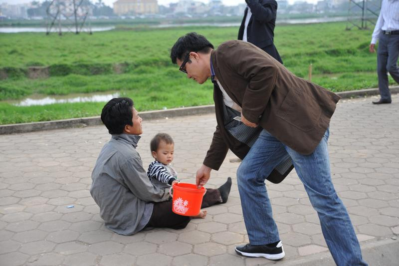 Rất nhiều du khách mắc bẫy cái bang. Rất nhiều du khách mắc bẫy cái bang