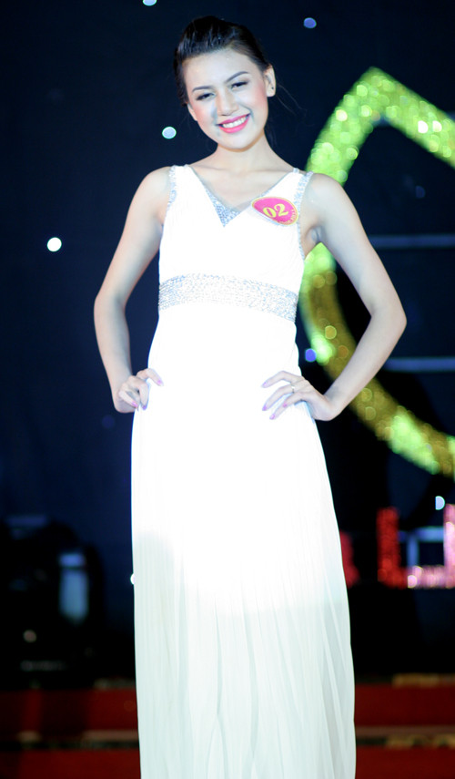 Luôn thể hiện sự thân thiện bằng nụ cười tươi rói