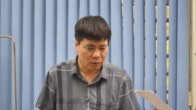Ông Hà Huy Dũng