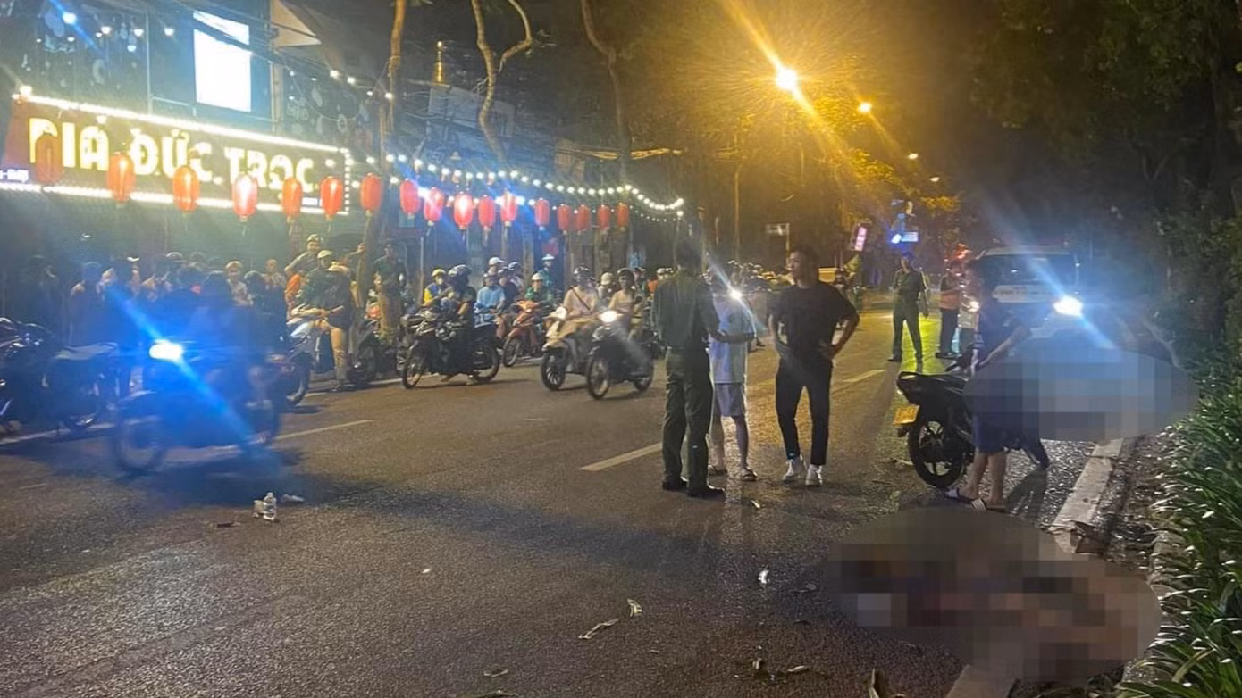 Hiện trường vụ 3 người tử vong trên đường láng.