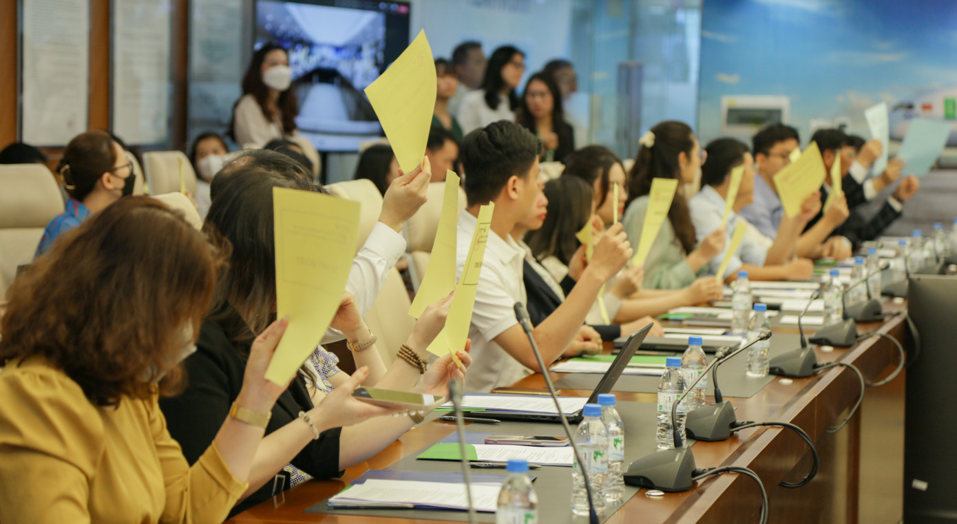 Các cổ đông biểu quyết thông qua phương án tăng vốn của Bamboo Airways.