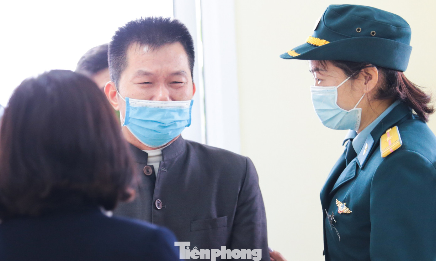 Ánh mắt rưng rưng, nghẹn lời của bố đẻ thiếu tá phi công hy sinh khi thực hiện nhiệm vụ.