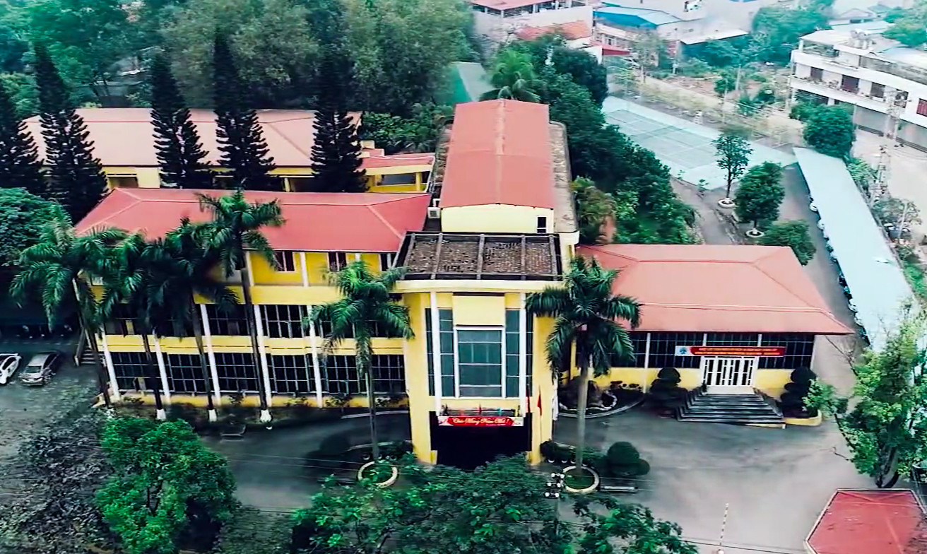 Công ty cổ phần kim loại màu Thái Nguyên bị xử phạt gần 450 triệu đồng liên quan các hành vi vi phạm bảo vệ môi trường. Công ty cổ phần kim loại màu Thái Nguyên bị xử phạt gần 450 triệu đồng liên quan các hành vi vi phạm bảo vệ môi trường.